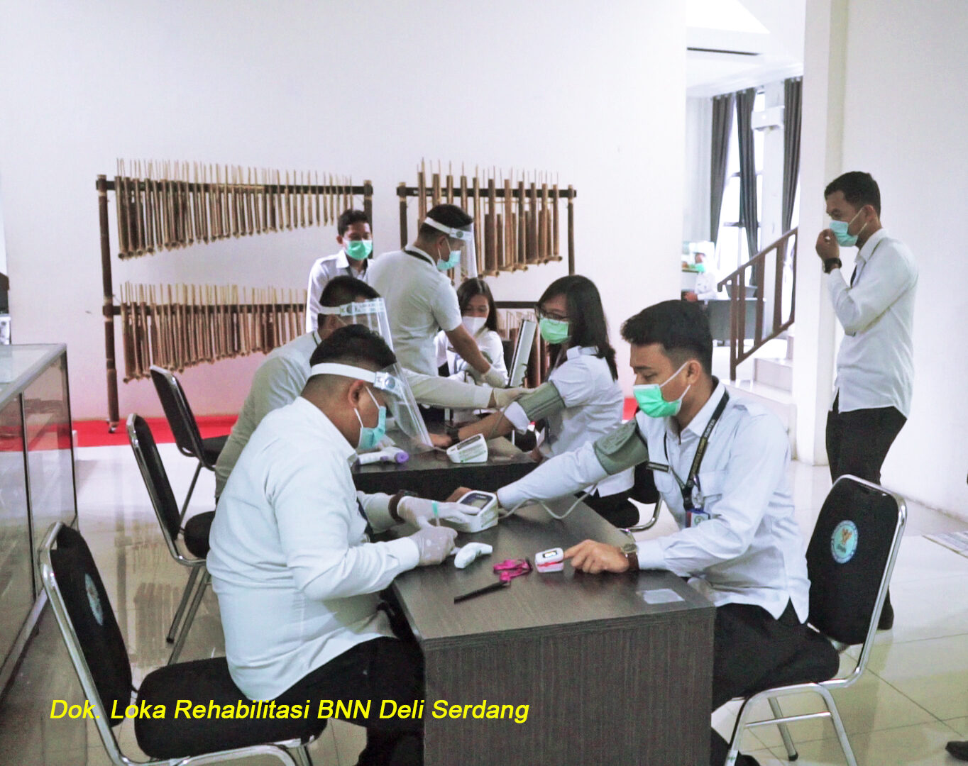 Seluruh Staf Loka Rehabilitasi BNN Deli Serdang Melakukan Pemeriksaan Kesehatan Seluruh Staf Loka Rehabilitasi BNN Deli Serdang Melakukan Pemeriksaan Kesehatan