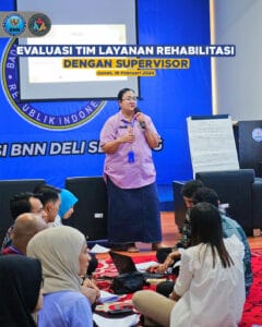 Pelaksanaan Rapat Evaluasi Tim layanan rehabilitasi dengan Supervisor