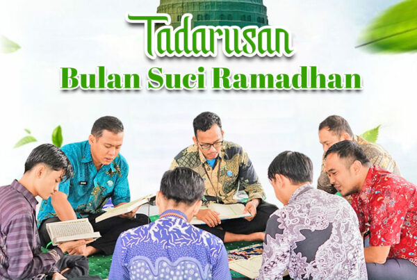 Kegiatan tadarusan di Bulan Suci Ramadhan Konsep Otomatis